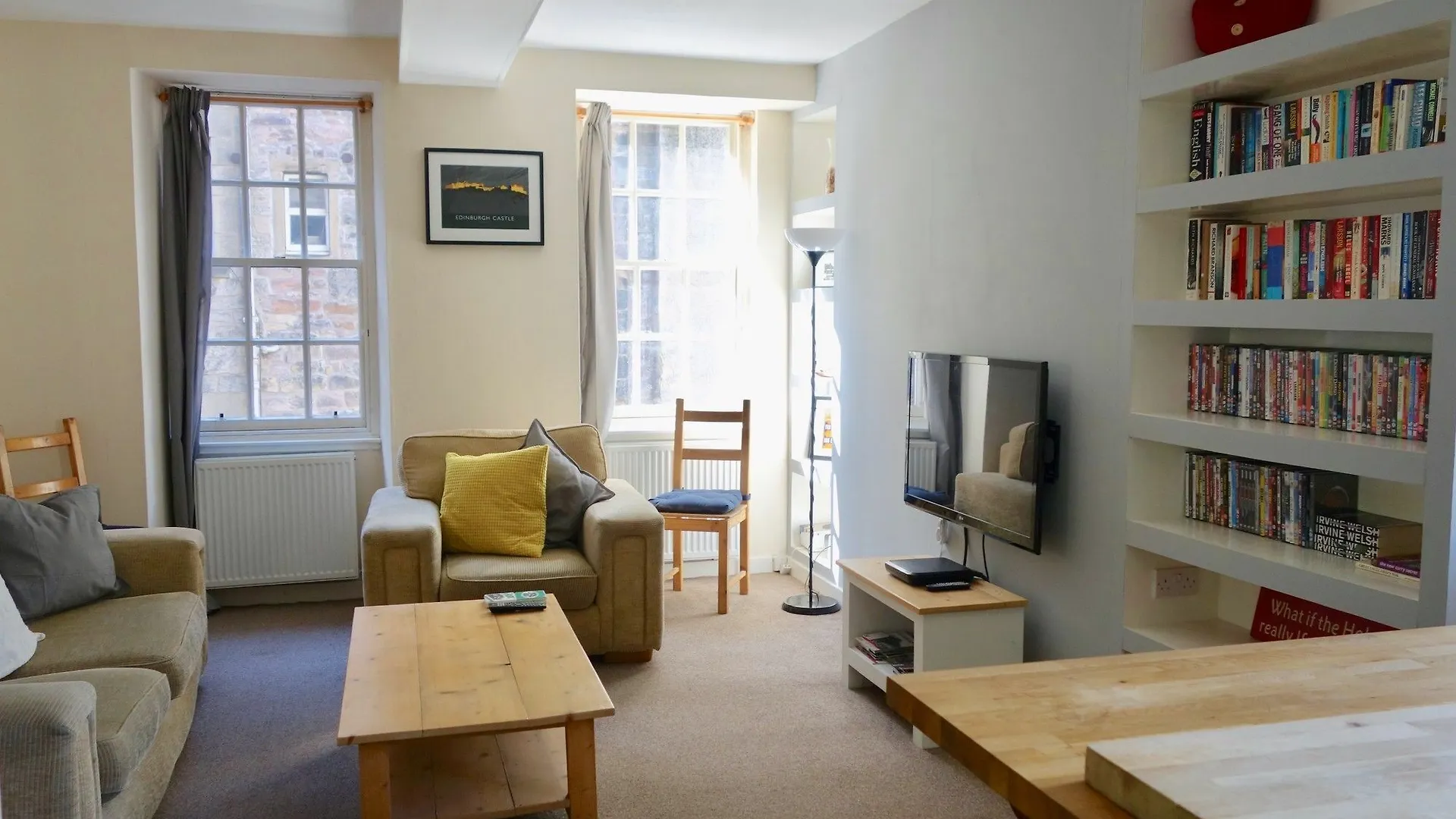 1 Bedroom Apartment Near Edinburgh Castle Sleeps 2